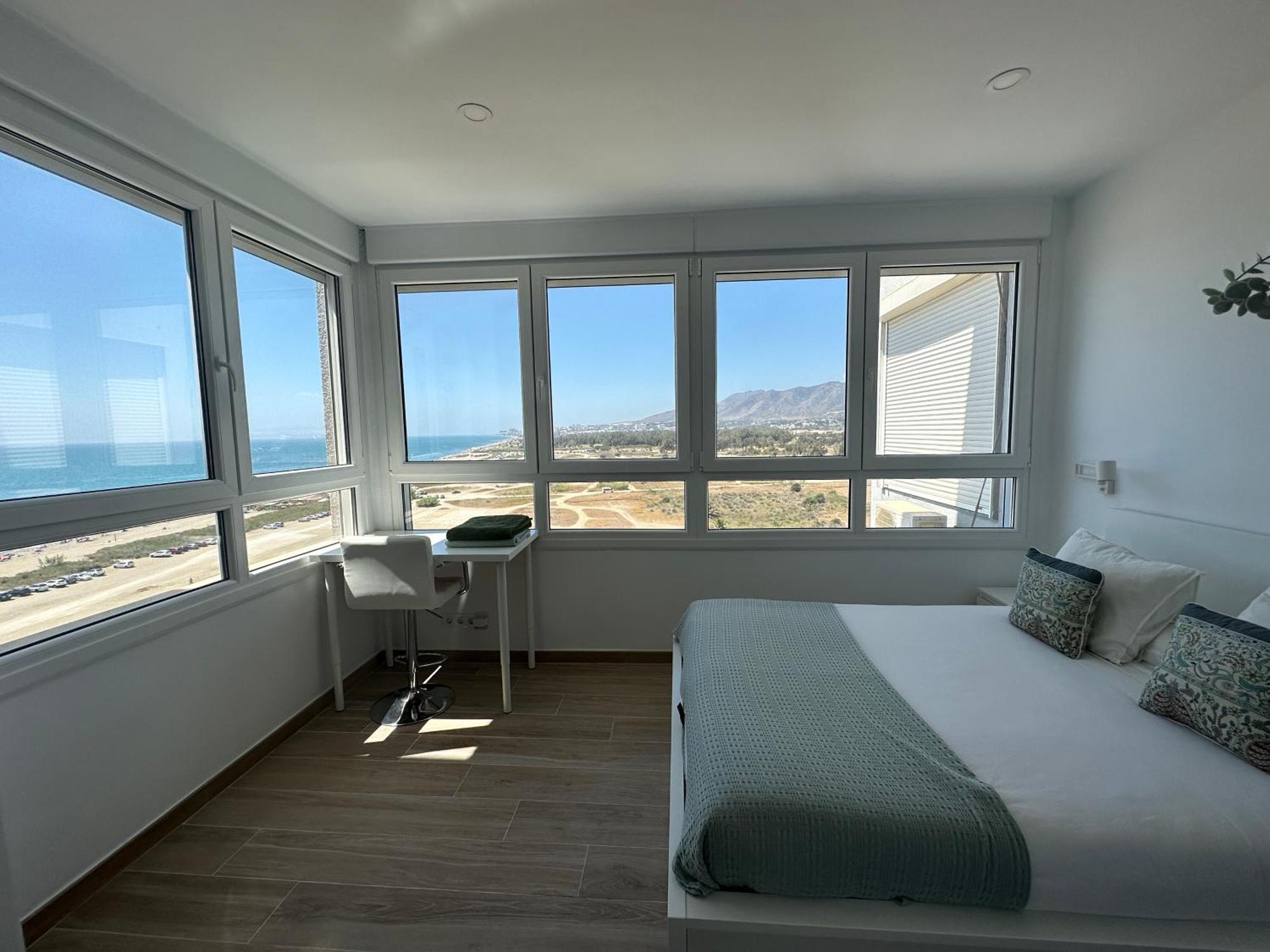 Sunstay Guadalmar Loft Seaview مالقة المظهر الخارجي الصورة